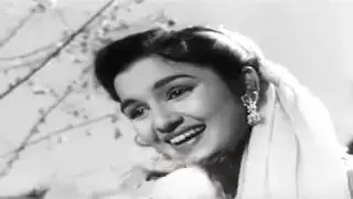 pyaar kii qasam hai na dekh aise